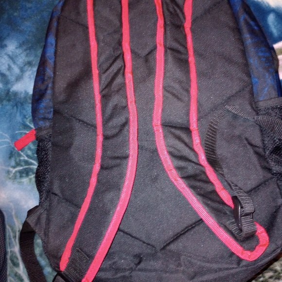 BACKPACK - Picture 2 of 5